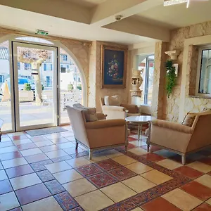 Hôtel-restaurant Le Commerce Hotel
