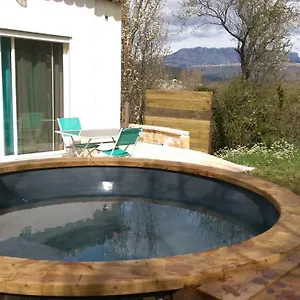  Hébergement de vacances Cabanon De Charme - Le Garagaï